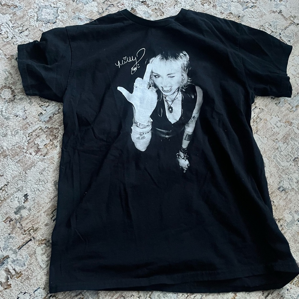 Black Miley Cyrus T-Shirt